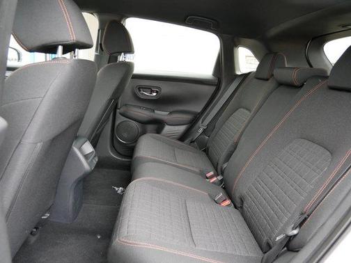 2025 Honda HR-V AWD Sport