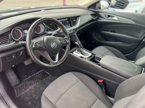 2018 Buick Regal TourX Preferred