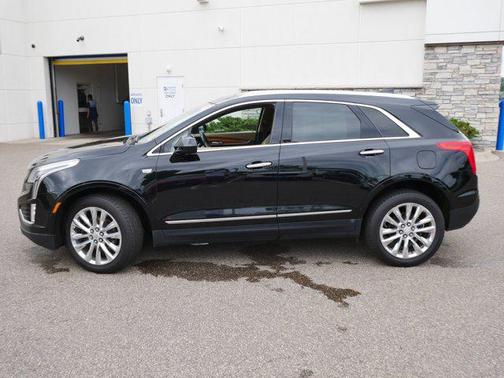 2017 Cadillac XT5 Platinum