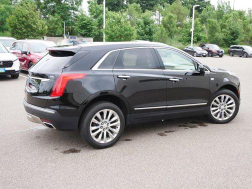 2017 Cadillac XT5 Platinum