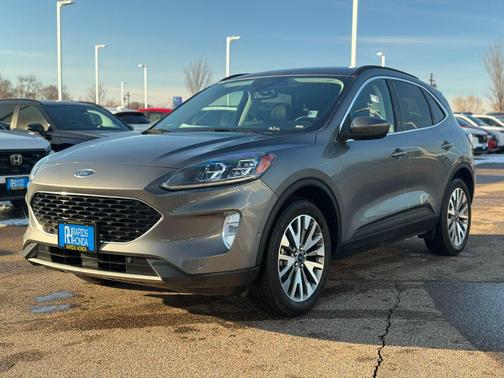 2021 Ford Escape Titanium