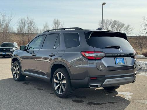 Modern Steel 2025 Honda Pilot Elite