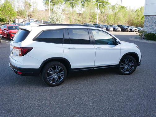 2022 Honda Pilot AWD Sport