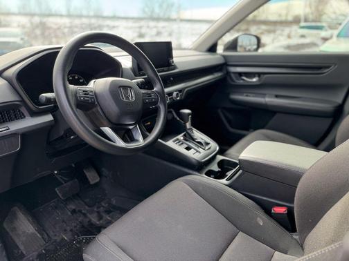 2025 Honda CR-V LX AWD