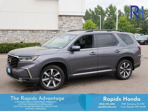2025 Honda Pilot Touring 8-Passenger