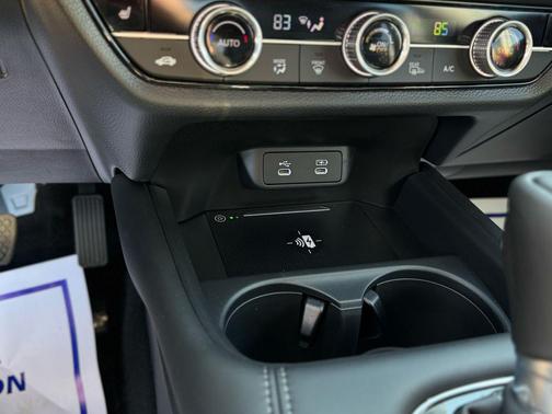 Platinum White 2026 Honda HR-V EX-L