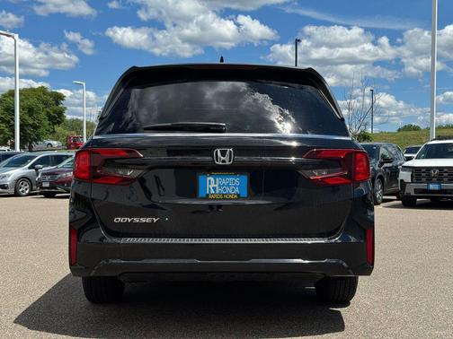 Crystal Black Pearl 2025 Honda Odyssey EX-L
