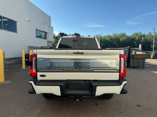 2024 Ford F-250 Platinum