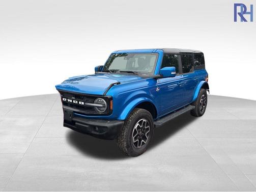 2024 Ford Bronco Outer Banks