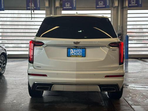 2021 Cadillac XT6 Premium Luxury AWD