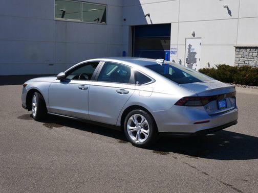 2025 Honda Accord LX 1.5T