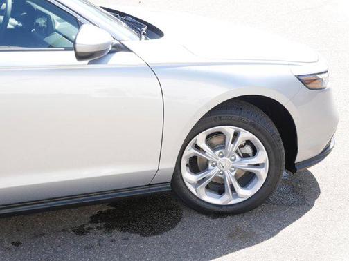 2025 Honda Accord LX 1.5T