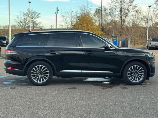 2023 Lincoln Aviator Reserve AWD