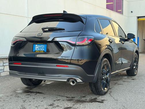 2025 Honda HR-V AWD Sport