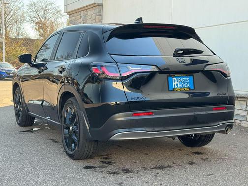 2025 Honda HR-V AWD Sport