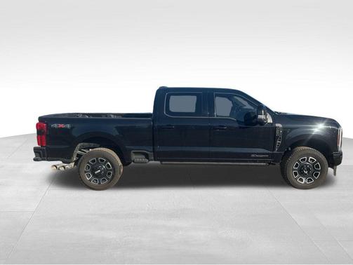 2025 Ford F-250 Platinum