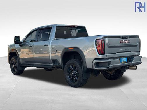 2024 GMC Sierra 2500 AT4