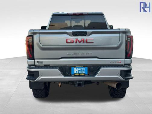 2024 GMC Sierra 2500 AT4