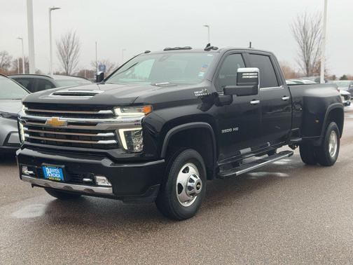 2023 Chevrolet Silverado 3500 High Country