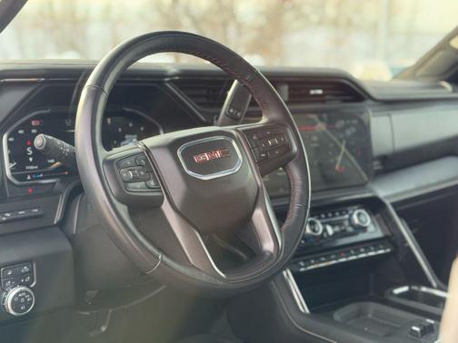 2025 GMC Sierra 2500 AT4