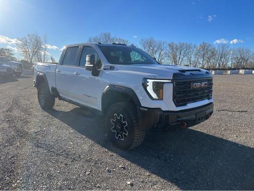 2025 GMC Sierra 2500 AT4