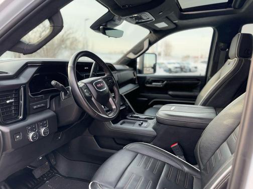 2025 GMC Sierra 2500 AT4
