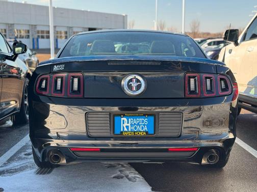 2014 Ford Mustang V6