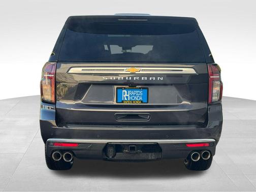 2023 Chevrolet Suburban 4WD High Country