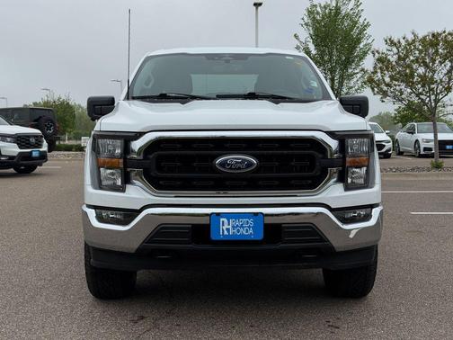 Oxford White 2023 Ford F-150 XLT