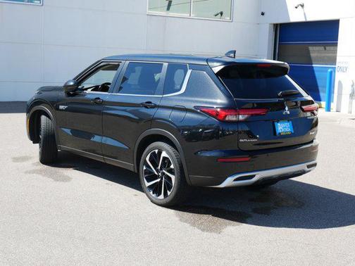 2024 Mitsubishi Outlander PHEV SE S-AWC
