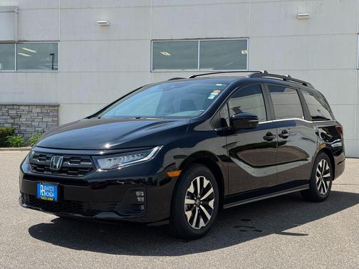 Crystal Black Pearl 2026 Honda Odyssey EX-L
