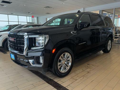 2024 GMC Yukon XL SLE
