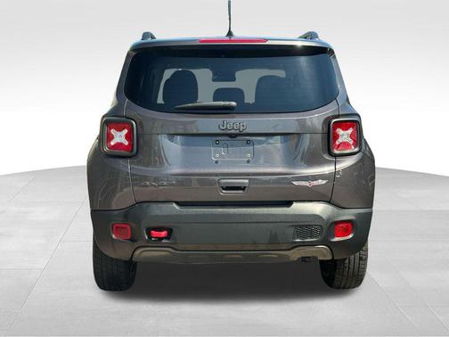 2019 Jeep Renegade Trailhawk