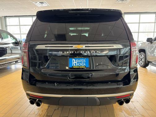 2023 Chevrolet Suburban 4WD High Country