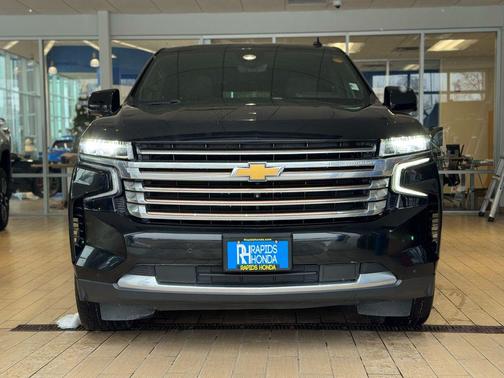 2023 Chevrolet Suburban 4WD High Country