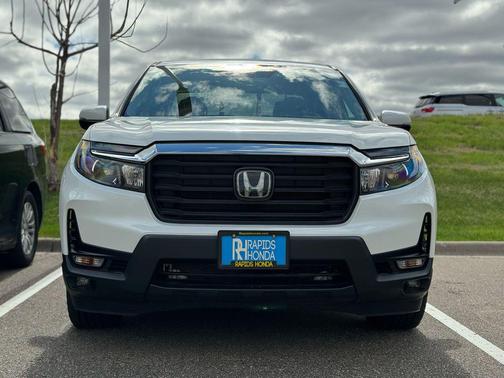 Platinum White Pearl 2023 Honda Ridgeline RTL