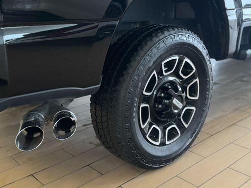 2025 Ford F-250 Platinum