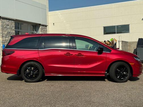 2023 Honda Odyssey Sport