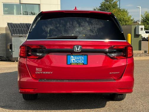 2023 Honda Odyssey Sport