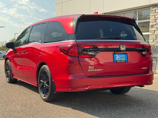 2023 Honda Odyssey Sport