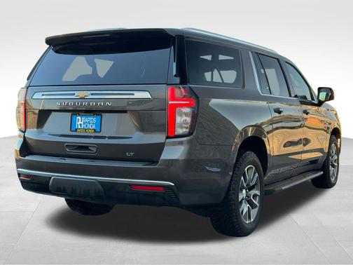 2021 Chevrolet Suburban LT
