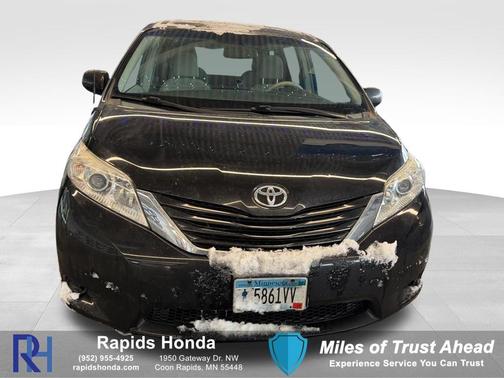 2014 Toyota Sienna LE