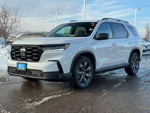 2025 Honda Pilot Sport