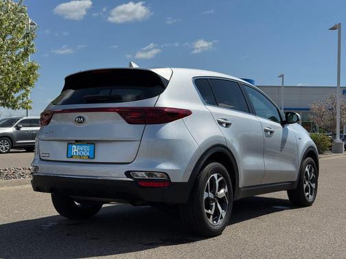 Sparkling Silver 2020 Kia Sportage LX