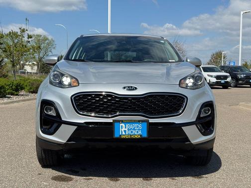 Sparkling Silver 2020 Kia Sportage LX