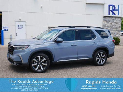 2025 Honda Pilot Touring 8-Passenger