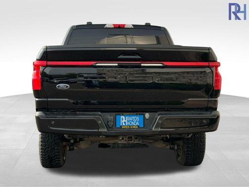2023 Ford F-150 Lightning LARIAT