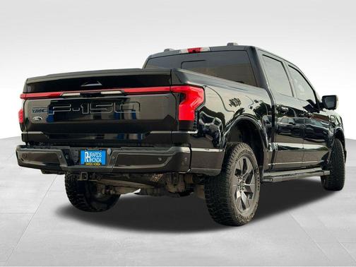 2023 Ford F-150 Lightning LARIAT