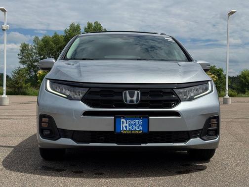 Silver Metallic 2026 Honda Odyssey Touring