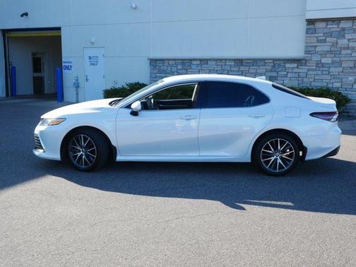 2023 Toyota Camry XLE
